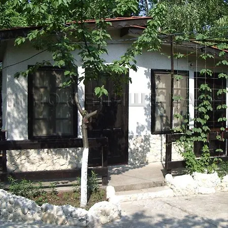 אתר קמפינג Sea Villas Vania *
